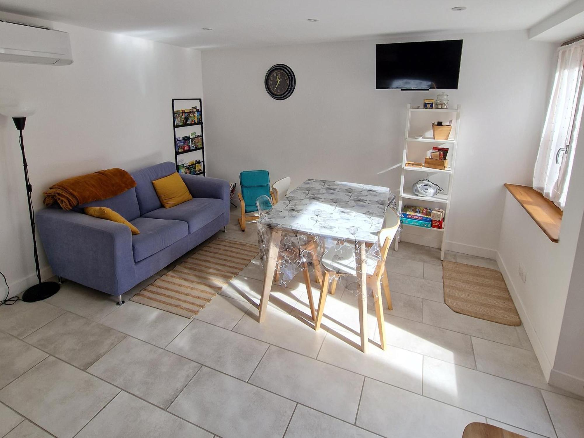 Gite Chez Bisset_2Chambres 4Personnes Lezoux الغرفة الصورة